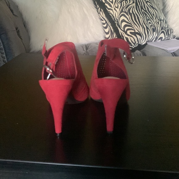 Kelly and Katie Wine cage open toe Sandal size 7.5 brand new - Picture 5 of 10